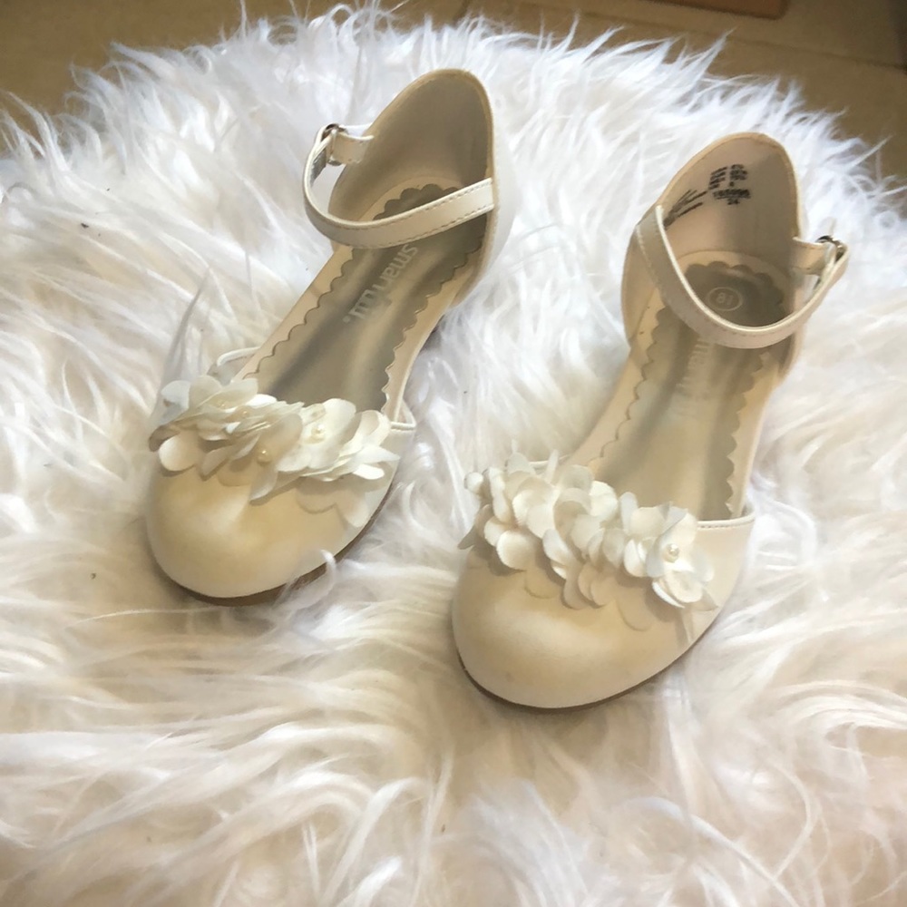 Toddler white small heels